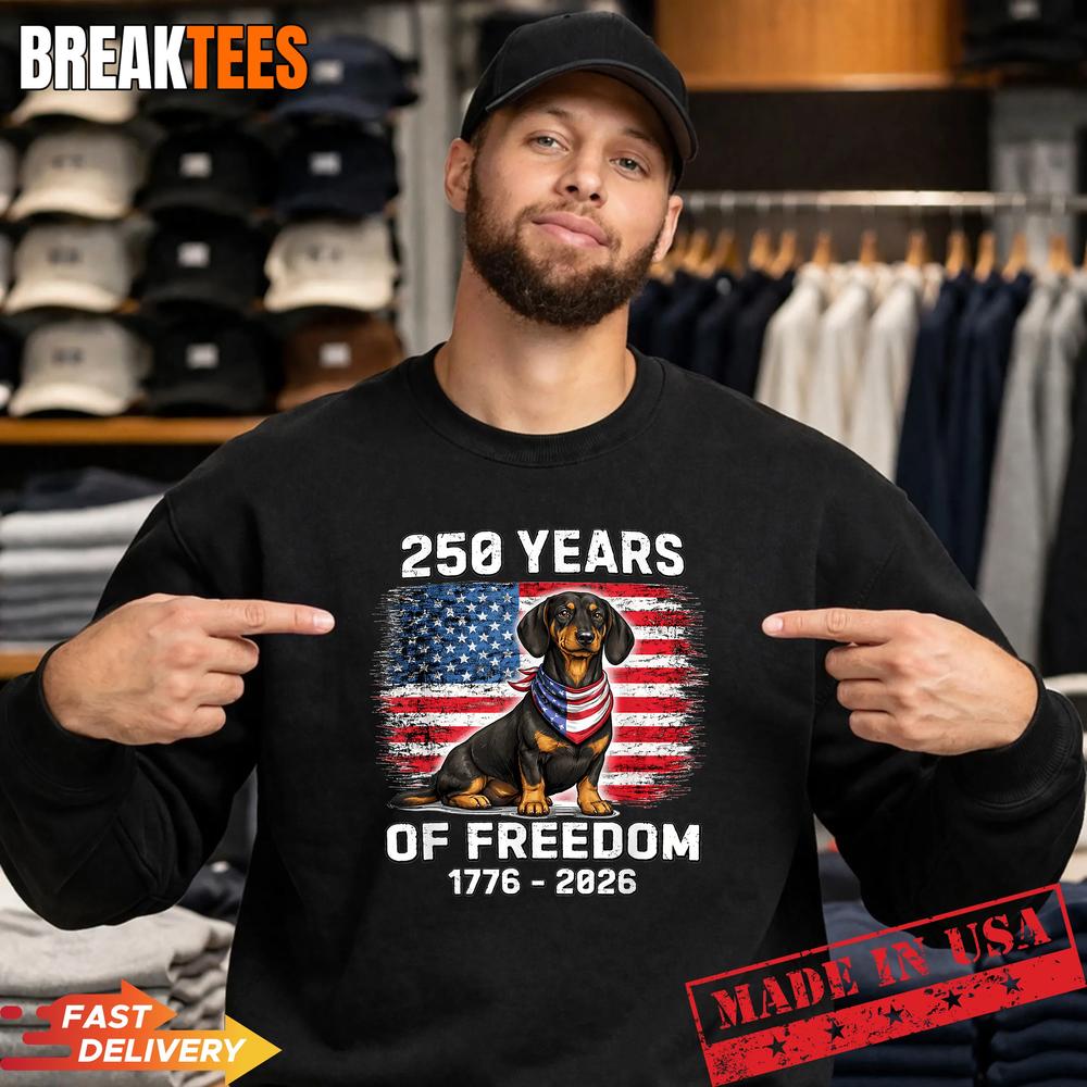 250 Years America Anniversary Dachshund 250th Anniversary T-Shirt