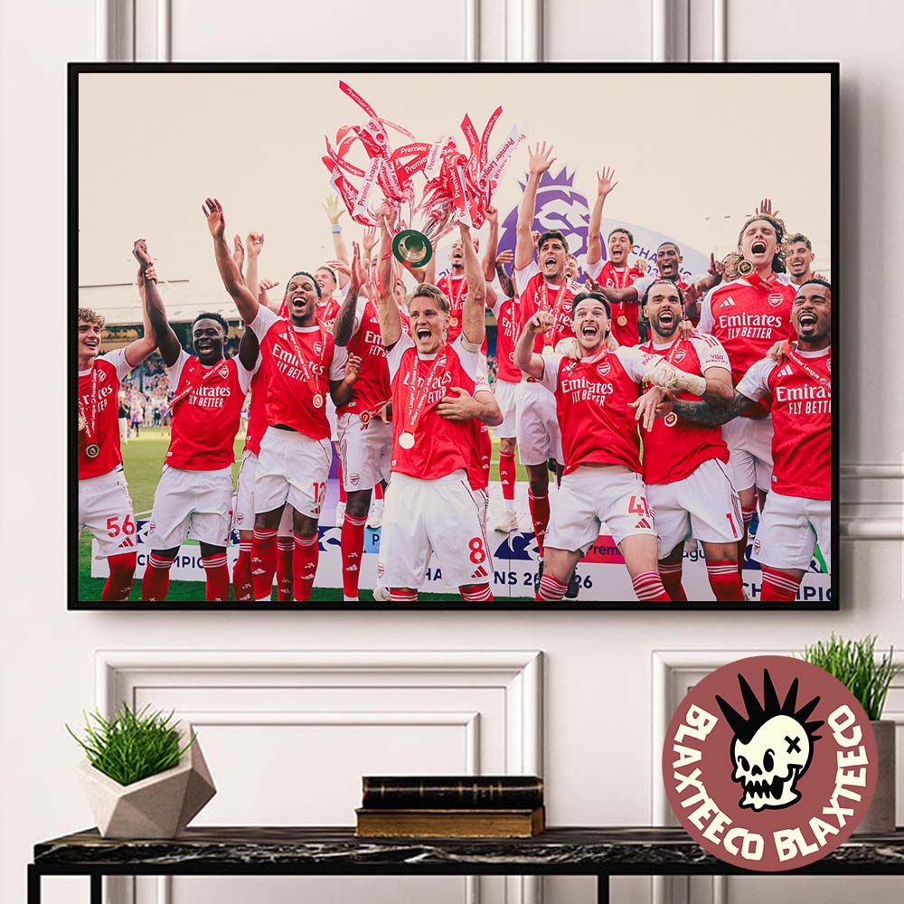 Arsenal 2025 2026 Premier League Champions Lifting The Trophy Up Celebration Photo Home Decor Poster Canvas