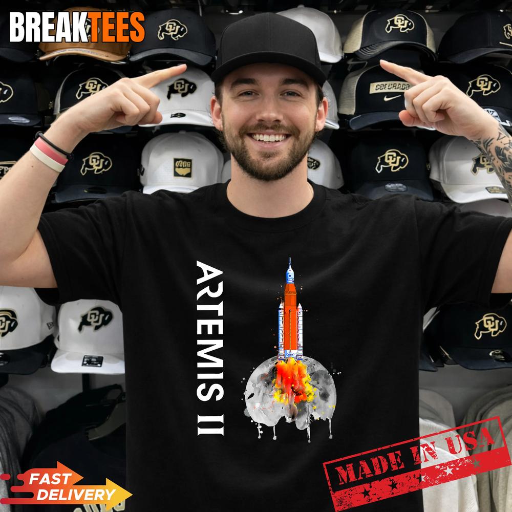 Artemis 2 SLS Rocket Launch Mission To The Moon And Beyond T-Shirt