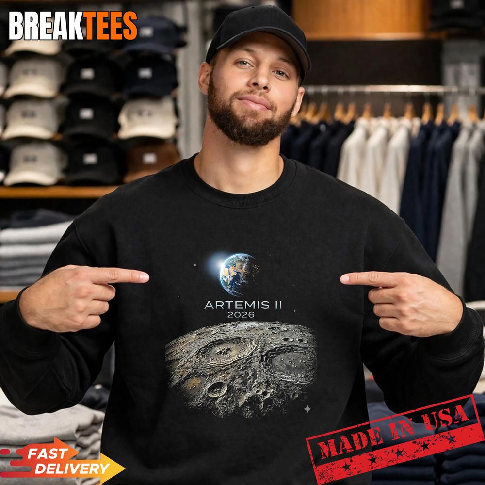 Artemis 2026 American Rocket Launch to The Moon T-Shirt