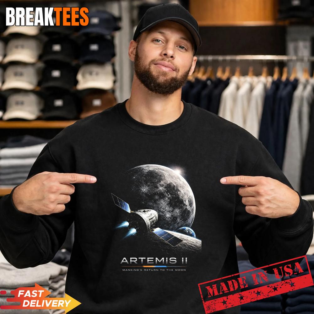 Artemis II 2026 Rocket Launch Mission to The Moon T-Shirt