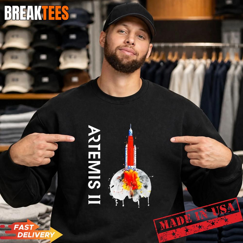 Artemis II Sls Rocket Launch T-Shirt