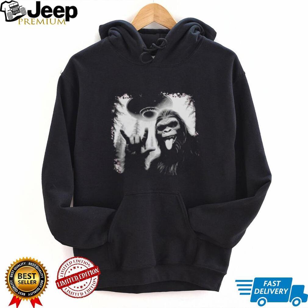 Bigfoot Sasquatch UFO rock on hand Funny shirt
