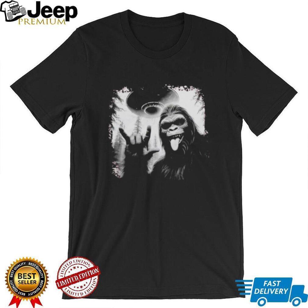 Bigfoot Sasquatch UFO rock on hand Funny shirt