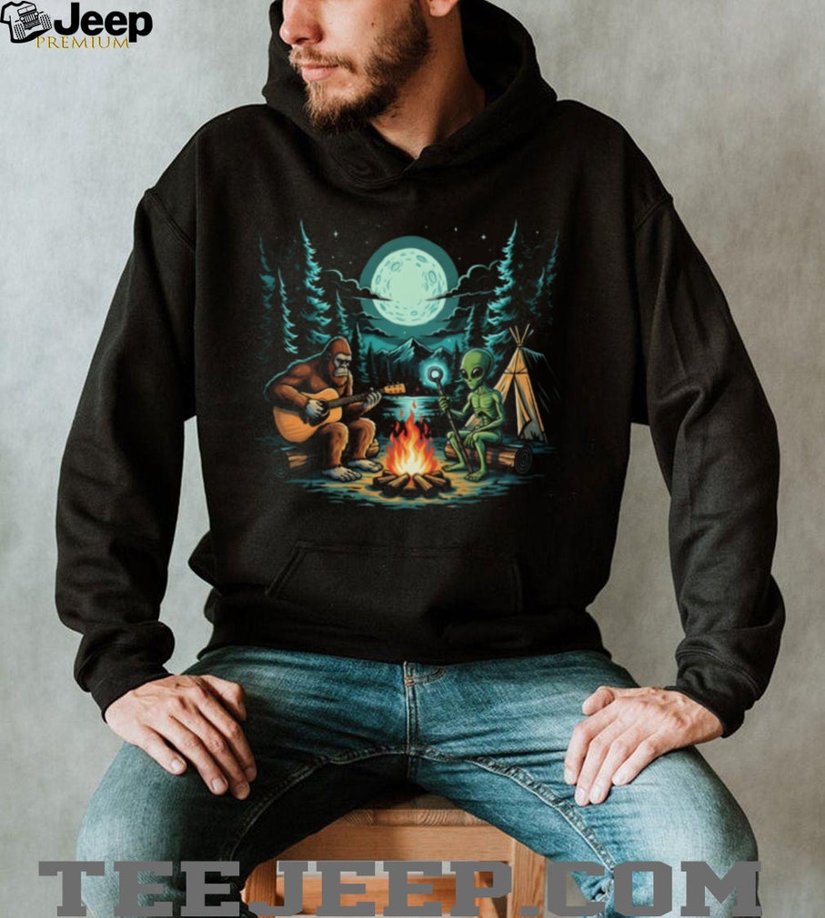 Bigfoot and Alien Camping Campfire Guitar Night Forest T Shirt