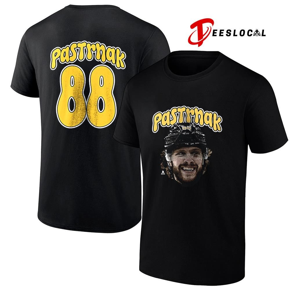 Boston Bruins David Pastrnak portrait name and number shirt