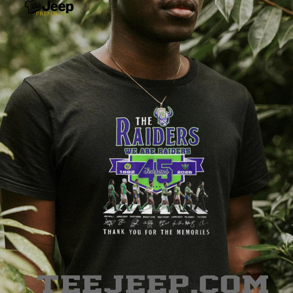 Canberra Raiders 45 Seasons 1982 2026 Legend Signatures T Shirt