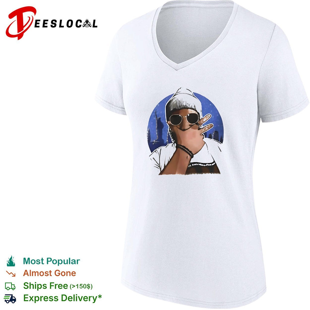 Cool hip-hop figure sunglasses beanie NYC city skyline circle illustration art shirt