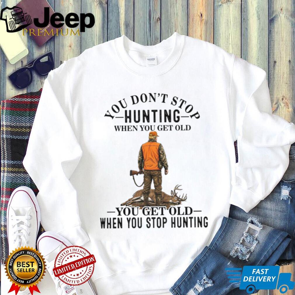 Deer Hunting Old Man Hunter Quote Graphic T Shirt