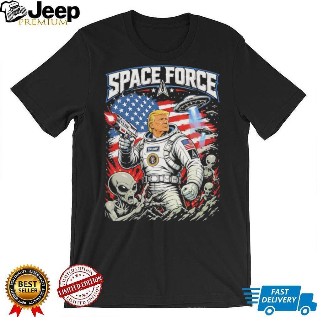 Donald Trump Space Force Alien Invasion Patriotic American Flag Vintage Men Fans T Shirt