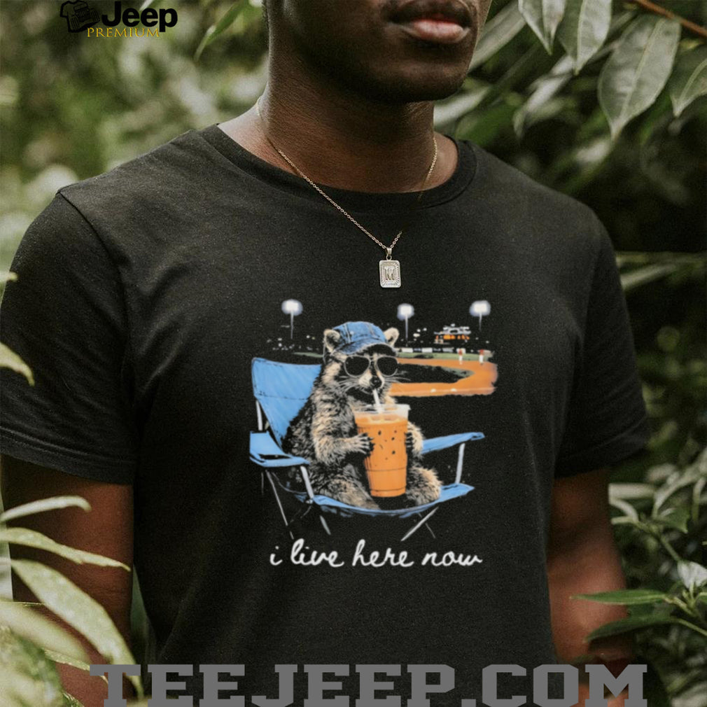 Funny Raccoon at Baseball Field “I Live Here Now” Drinking Iced Coffee T Shirt