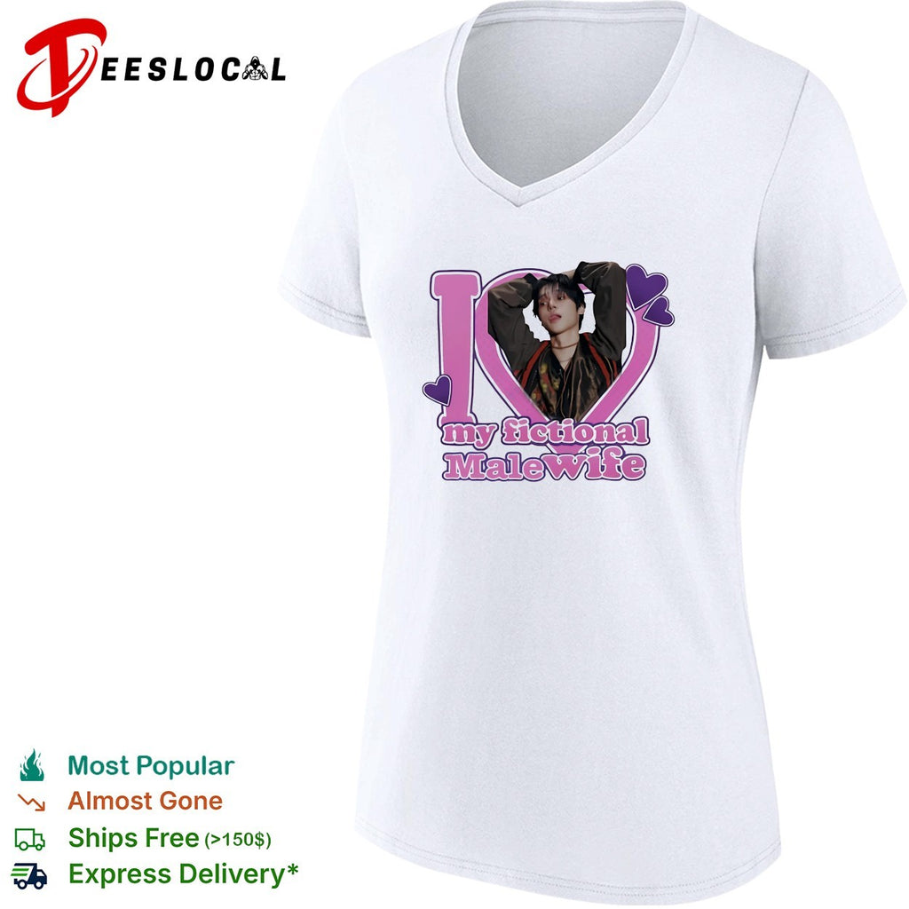 I love my fictional male wife K pop idol photo hearts shirt