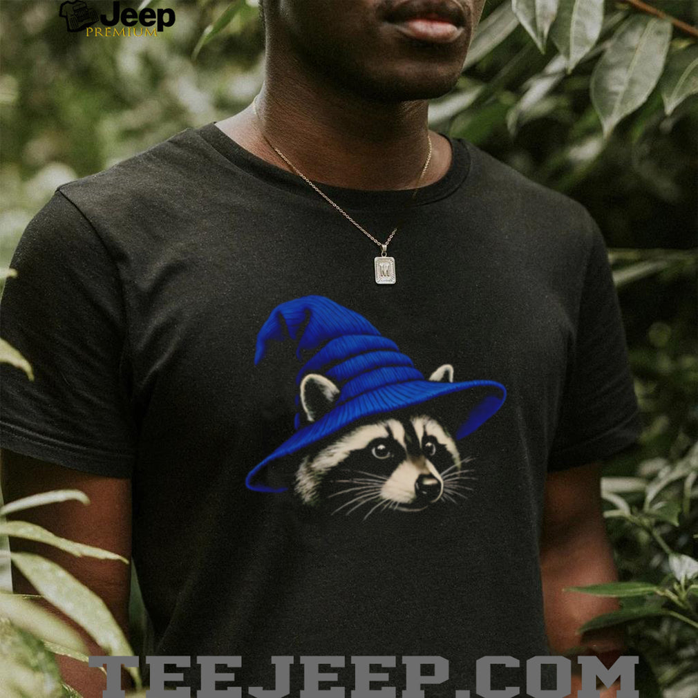 Magic Raccoon Blue Wizard Hat Trash Panda Fantasy Halloween T Shirt