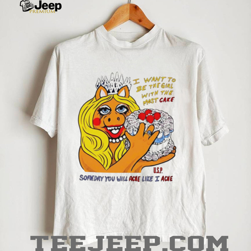 Miss Piggy The Girl With The Most Cake Funny Pop Culture Graphic T Shirt