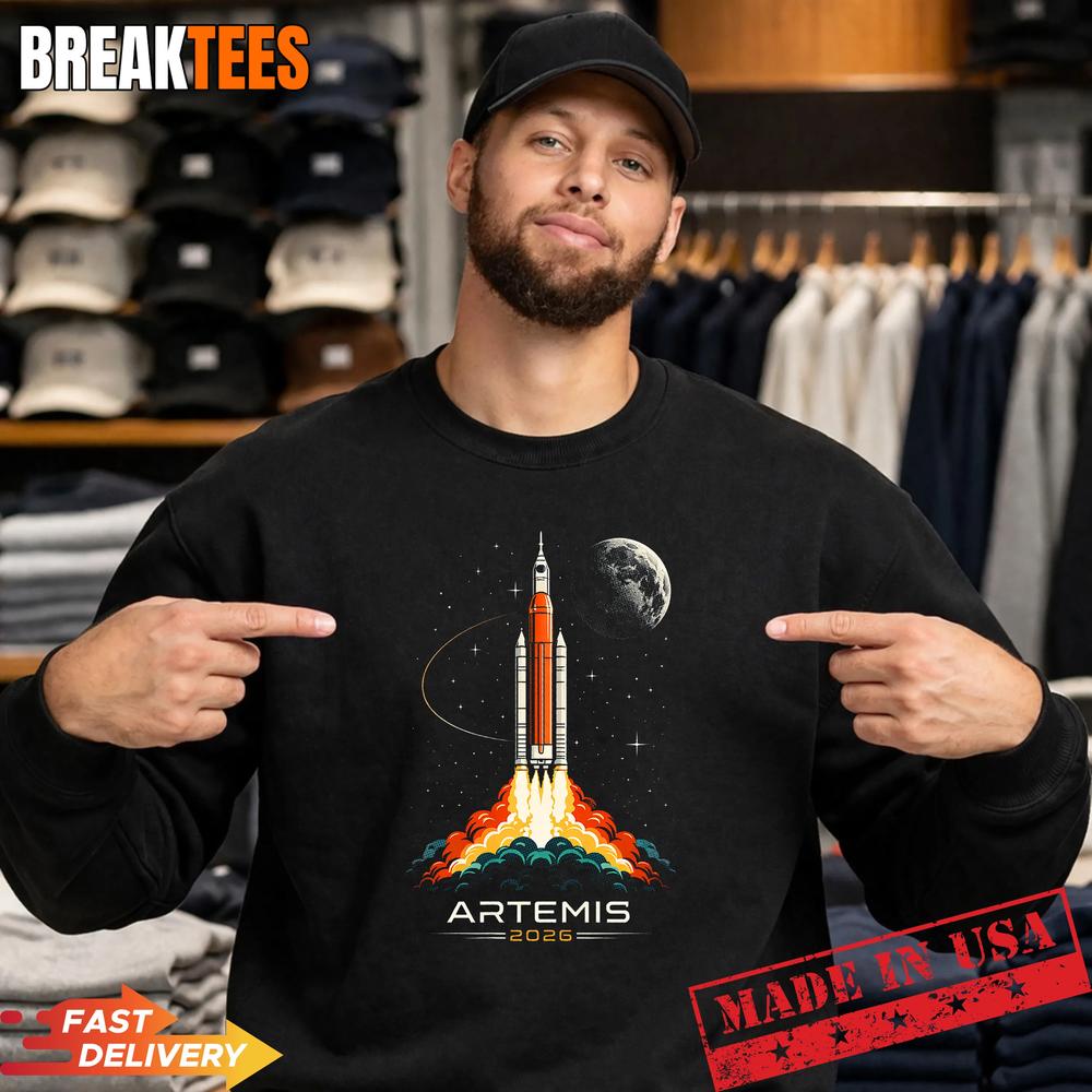 NASA Artemis II Space Rocket Launch Mission to The Moon T-Shirt