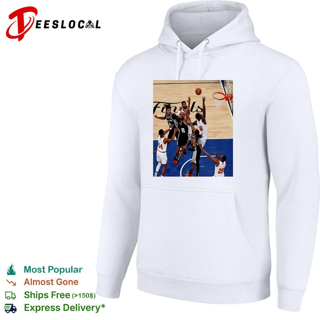 NBA Finals Spurs vs Knicks game action photo Madison Square Garden shirt