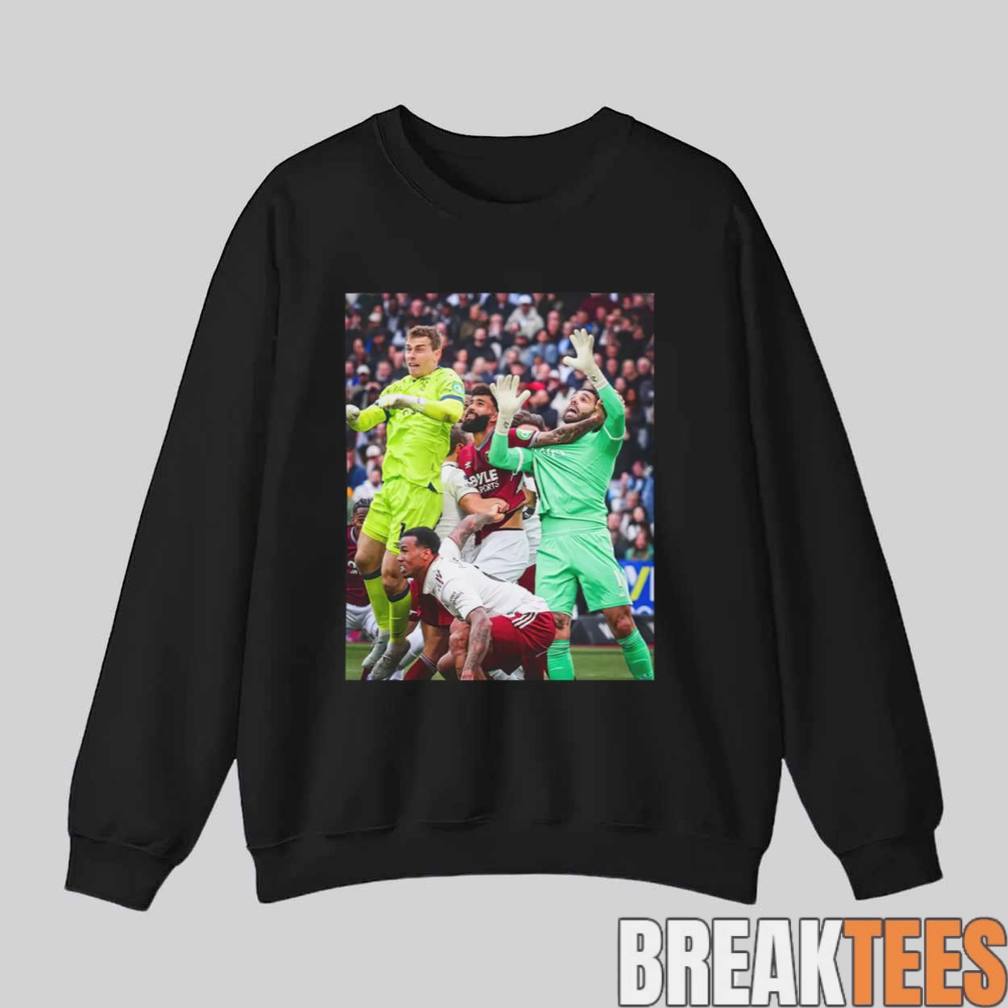 Pablo Fouled David Raya Shirt