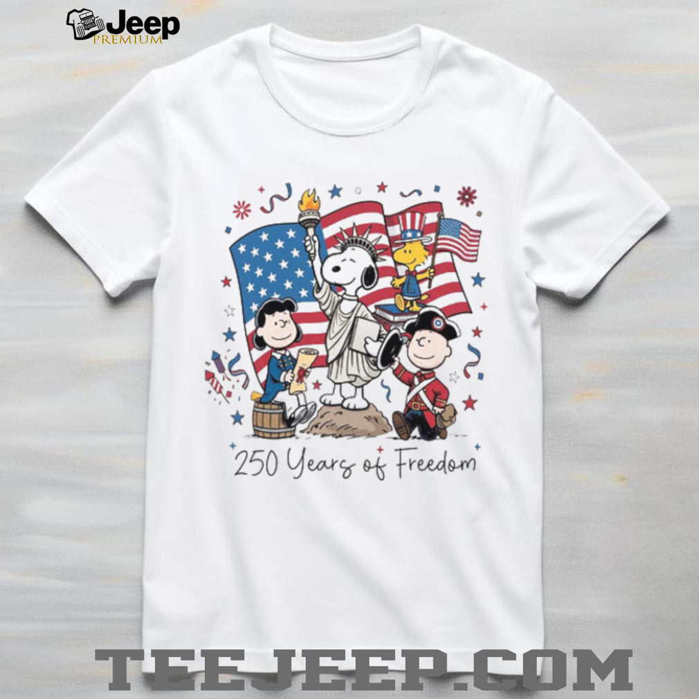 Peanuts 250 Years of Freedom Statue of Liberty Patriotic Shirt