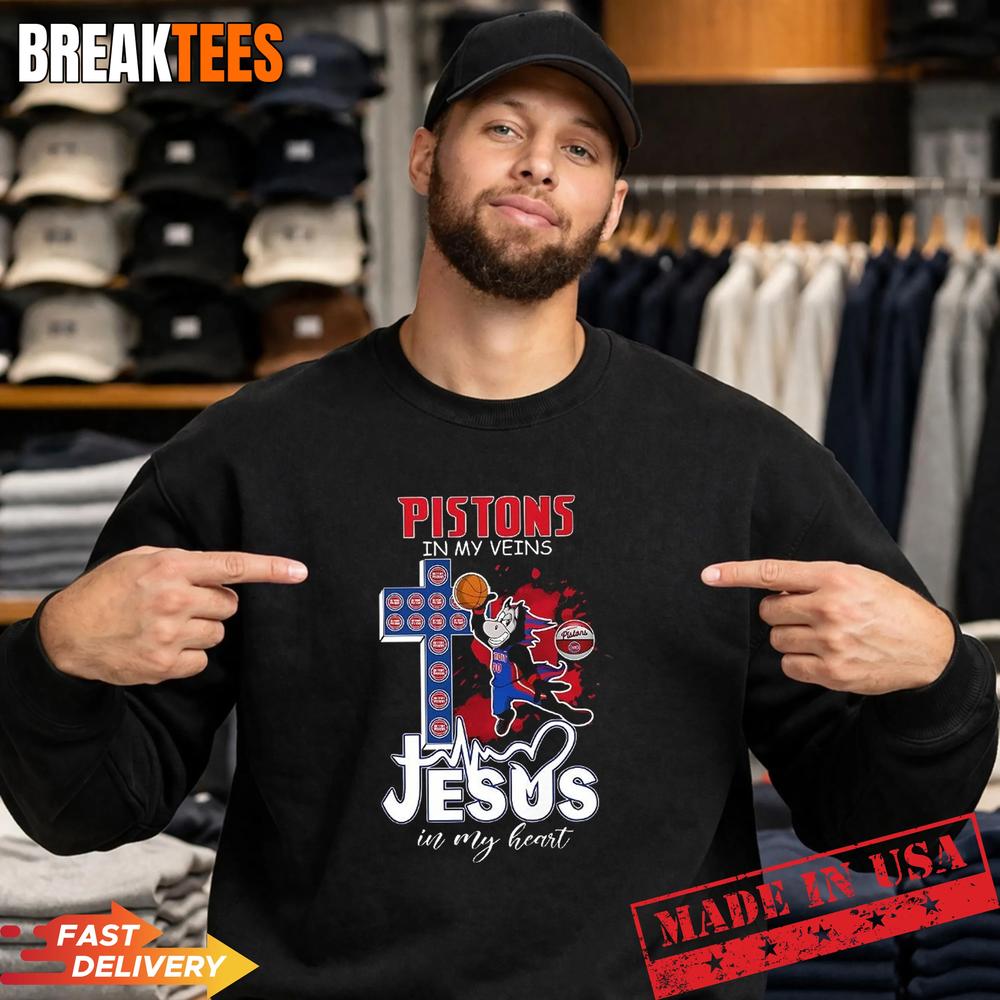 Pistons in my veins Jesus in my heart mascot T-Shirt