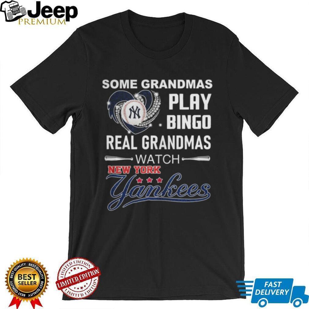 Real Grandmas Watch New York Yankees Baseball Heart T Shirt