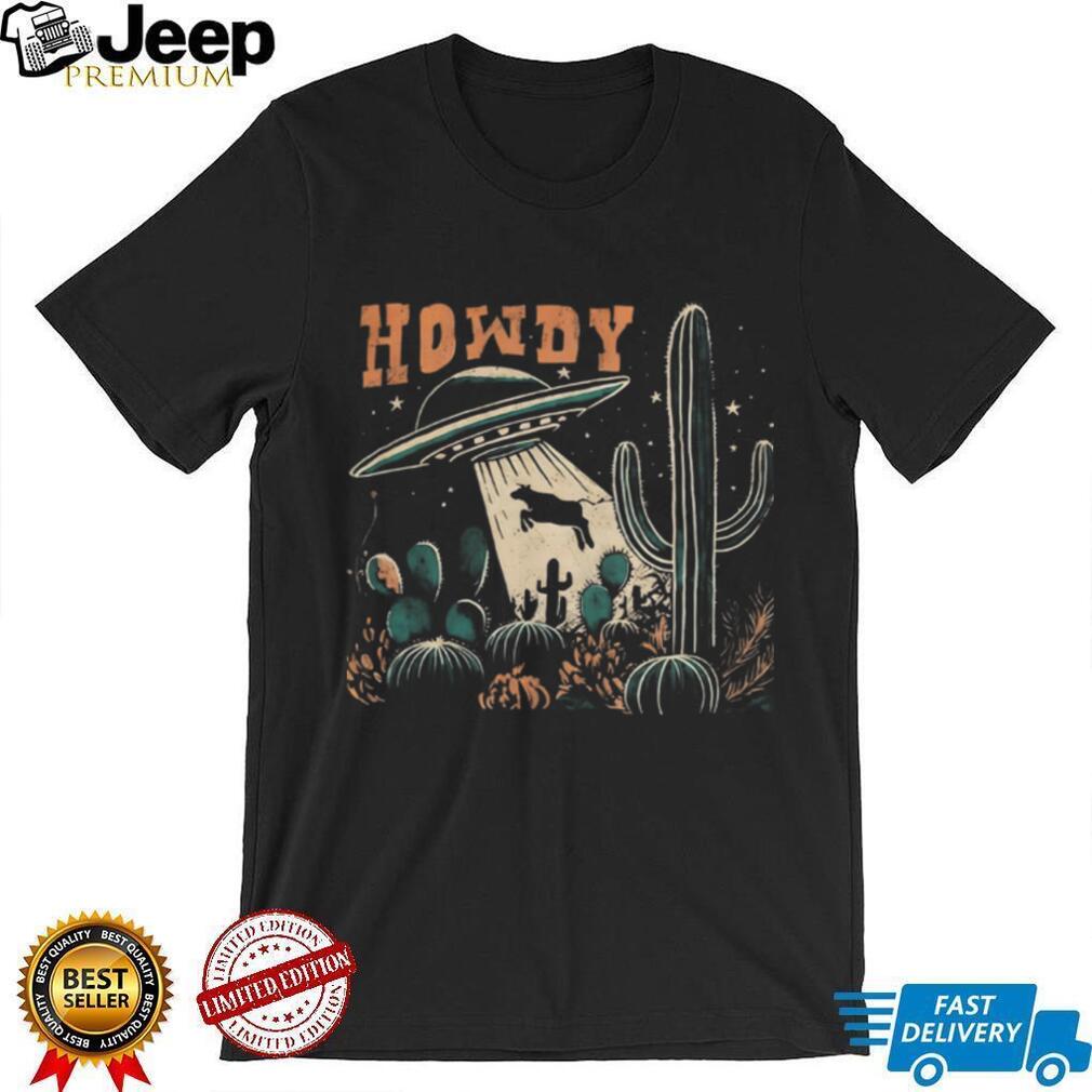 Retro Howdy UFO Alien Cow Abduction Desert Cactus Graphic T Shirt