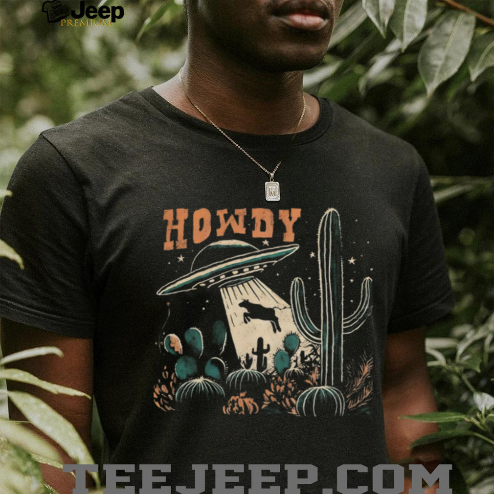 Retro Howdy UFO Alien Cow Abduction Desert Cactus Graphic T Shirt