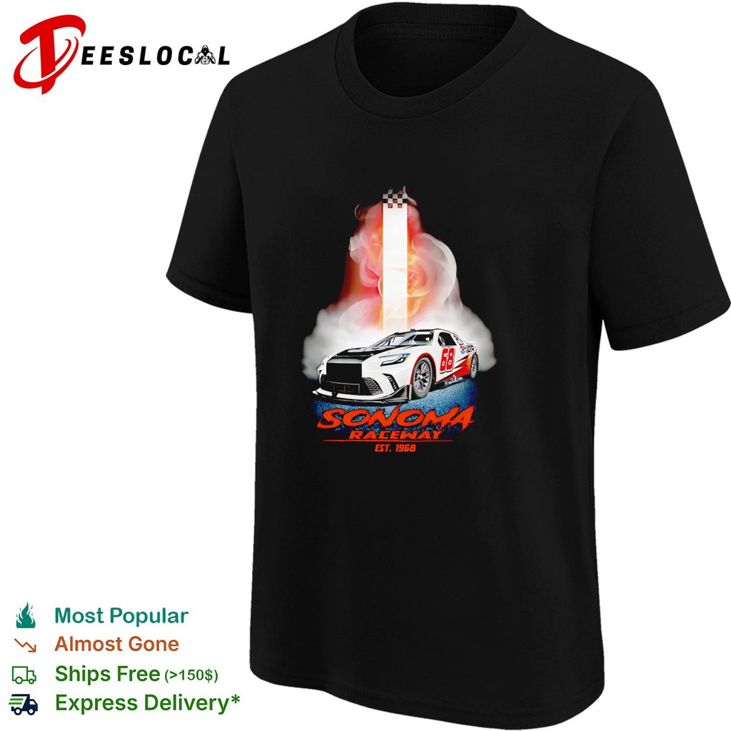 Sonoma Raceway est 1968 stock car checkered flag smoke dramatic art shirt