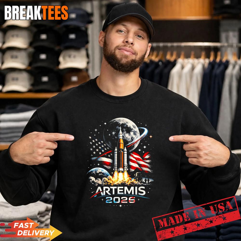 Space Rocket Launch Mission to The Moon Artemis 2 T-Shirt