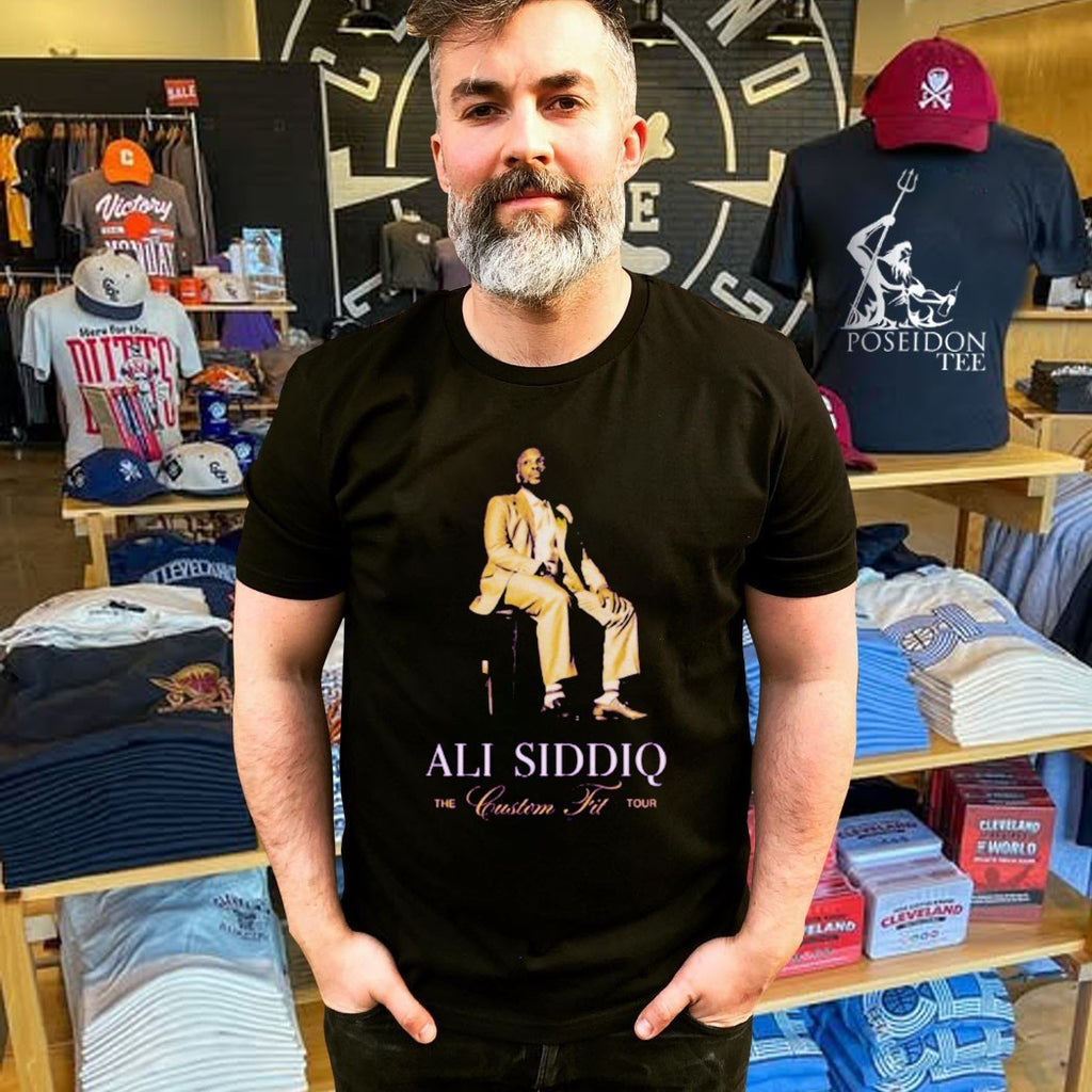 Ali Siddiq Sitting Chair Purple Gold T-shirt