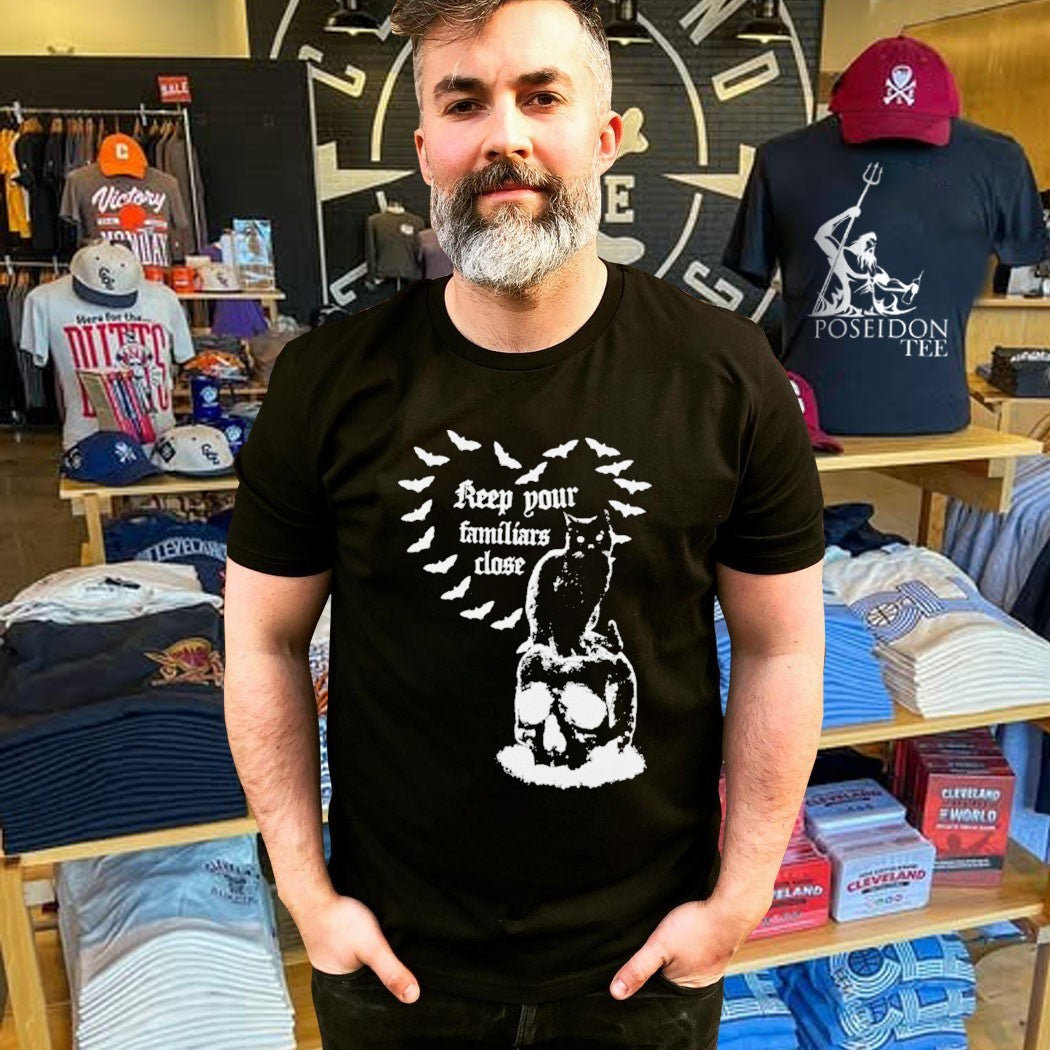Futuremonsters Keep Your Familiars Close T-shirt