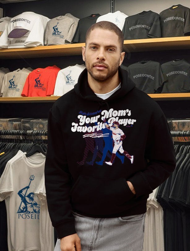 Kyle Schwarber Your Mom’s Favorite Player T-shirt