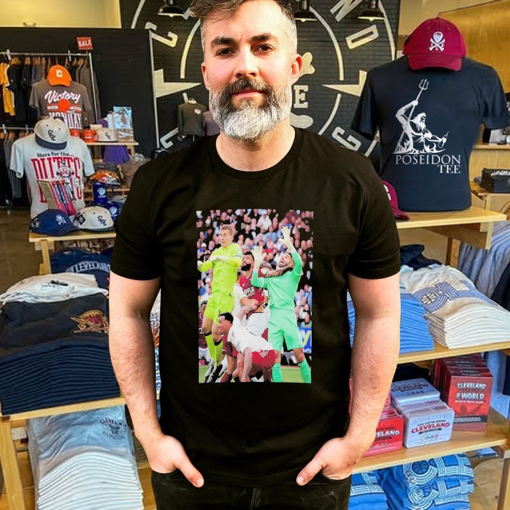 Pablo Fouled David Raya West Ham Vs Arsenal T-shirt