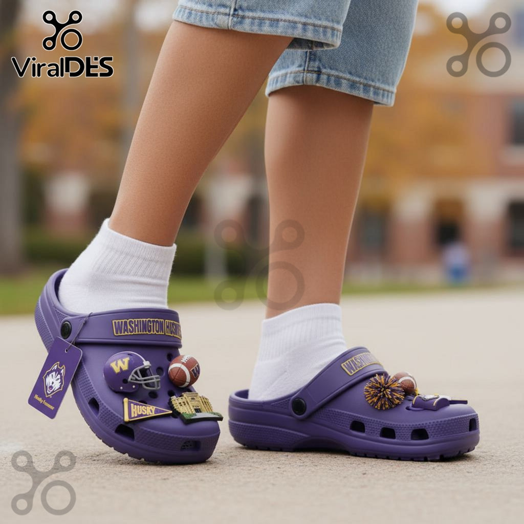 Washington Huskies Crocs With Charms Clogs