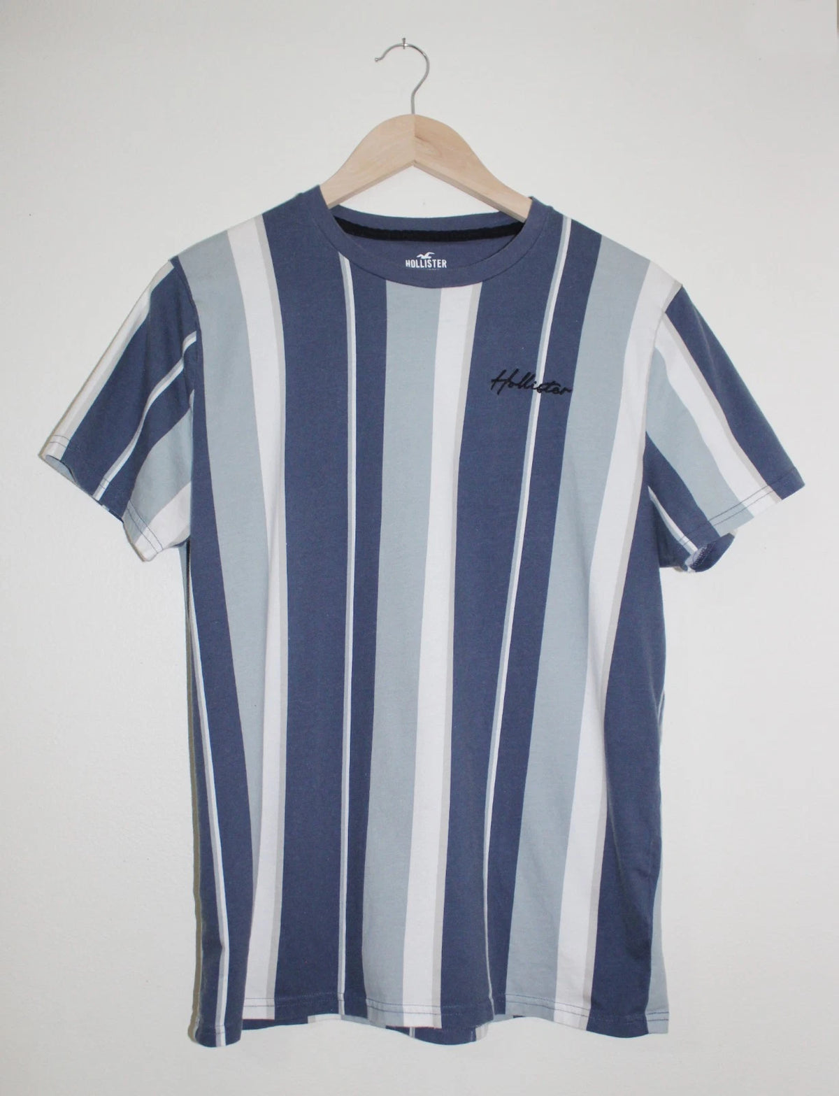 Vintage Y2K Hollister Mens Soft 100% Cotton Shirt L Striped Cali Surf Blue White