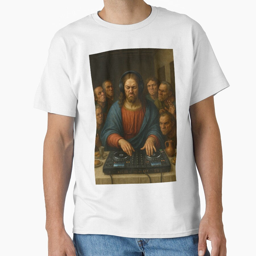 jesus mixing bass music on a CDJ by mondy4