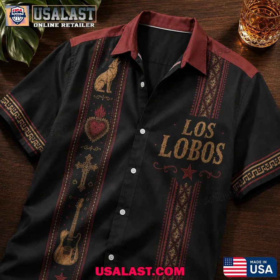 Los Lobos Retro Howling Wolf Sacred Heart Hawaiian Shirt