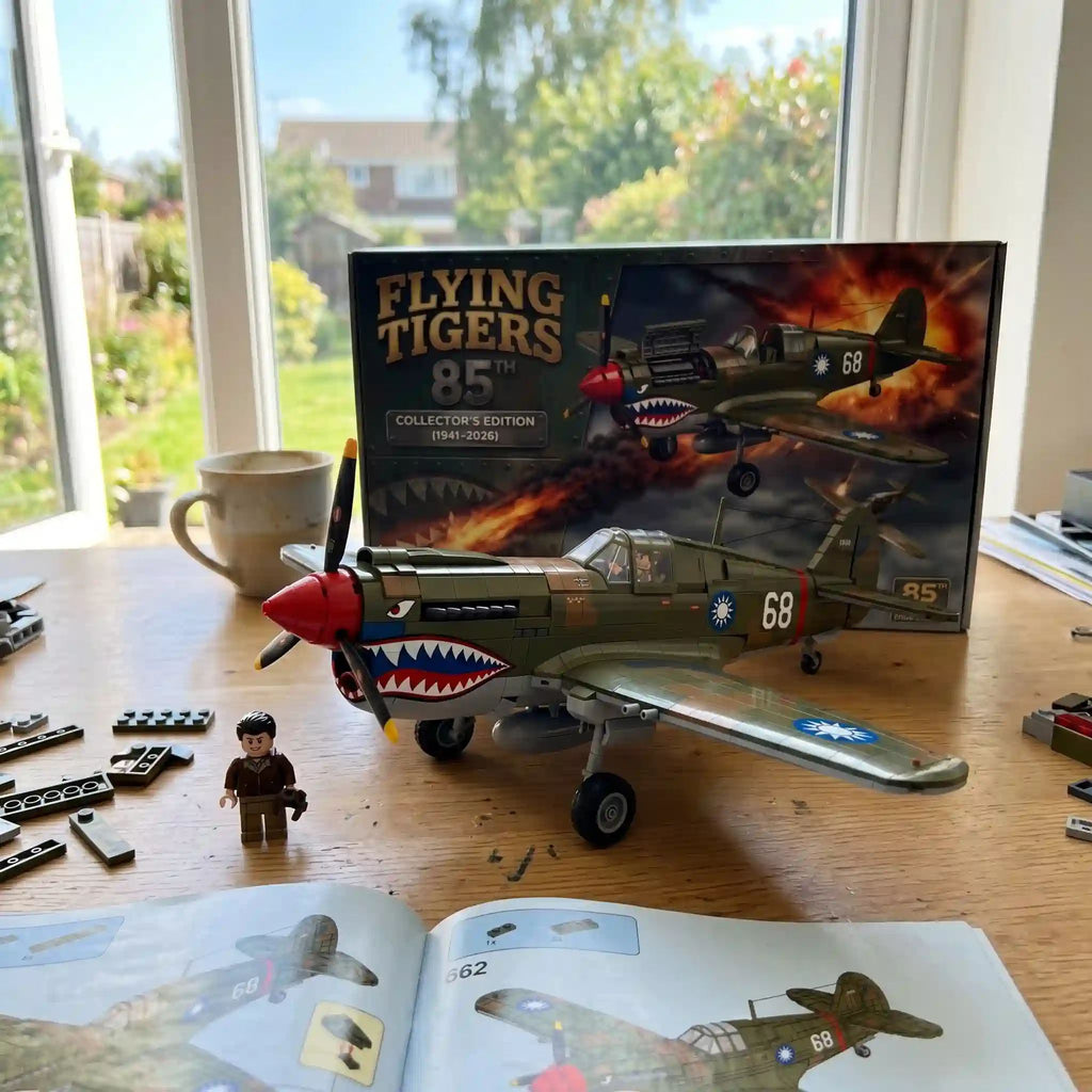 Flying Tigers 85th Anniversary Warbird Building Set